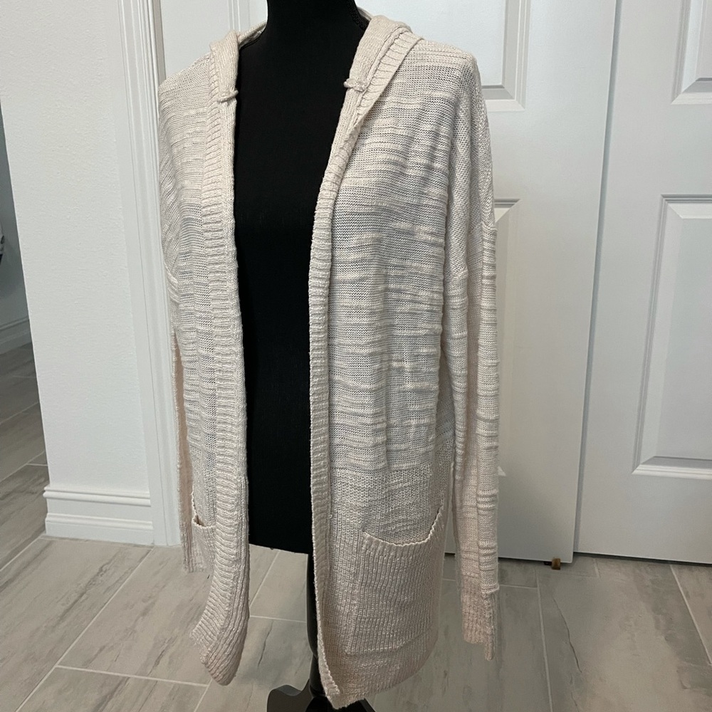American Eagle Knitted Cream Cardigan